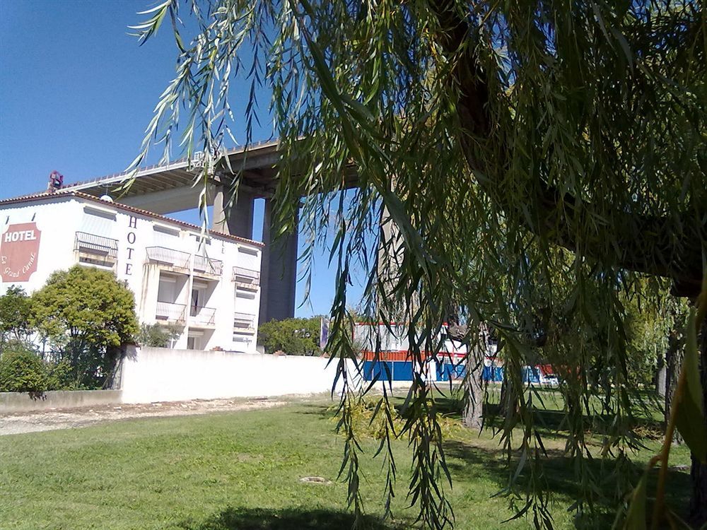 Le Grand Canal Martigues Exterior photo
